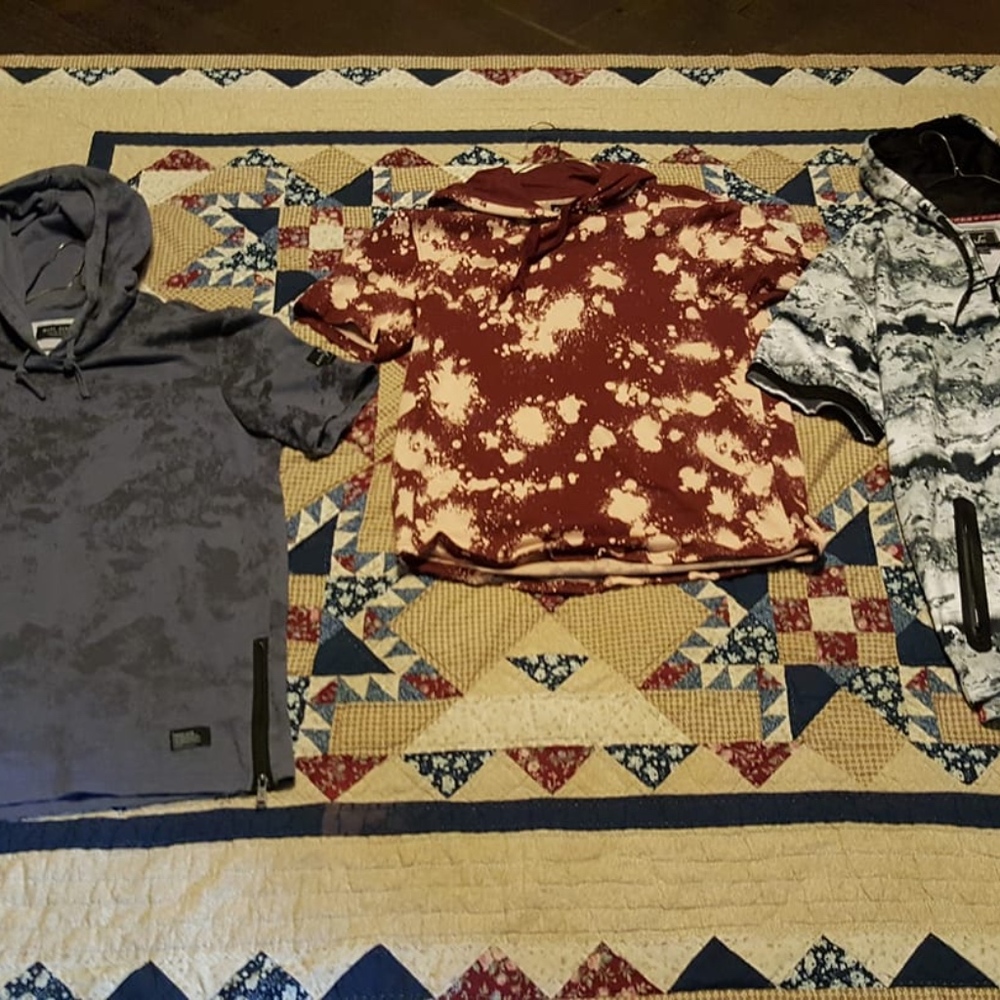 Mens  set. - Picture 2 of 3